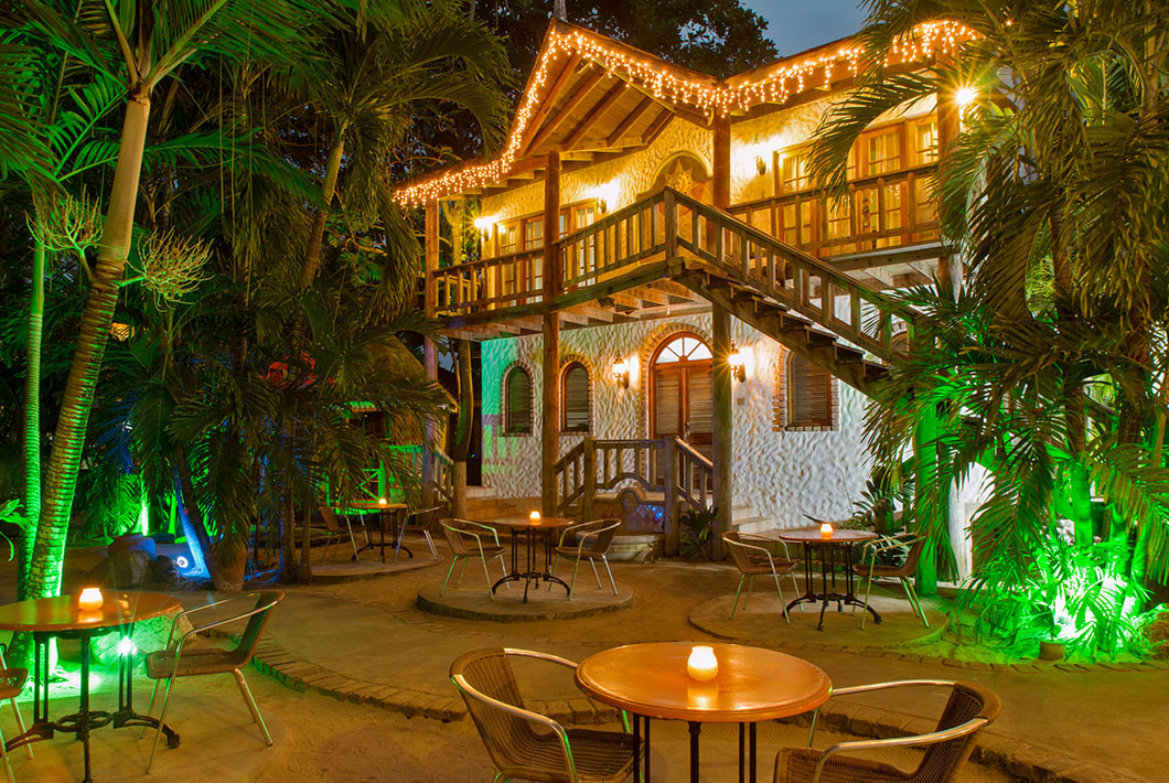 Kuyaba Negril Transportation from Montego Bay Airport Shuttle (image for) Kuyaba Negril Transportation from Montego Bay Airport Shuttle